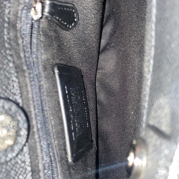 COACH black purse (like new) medium size - Picture 10 of 14